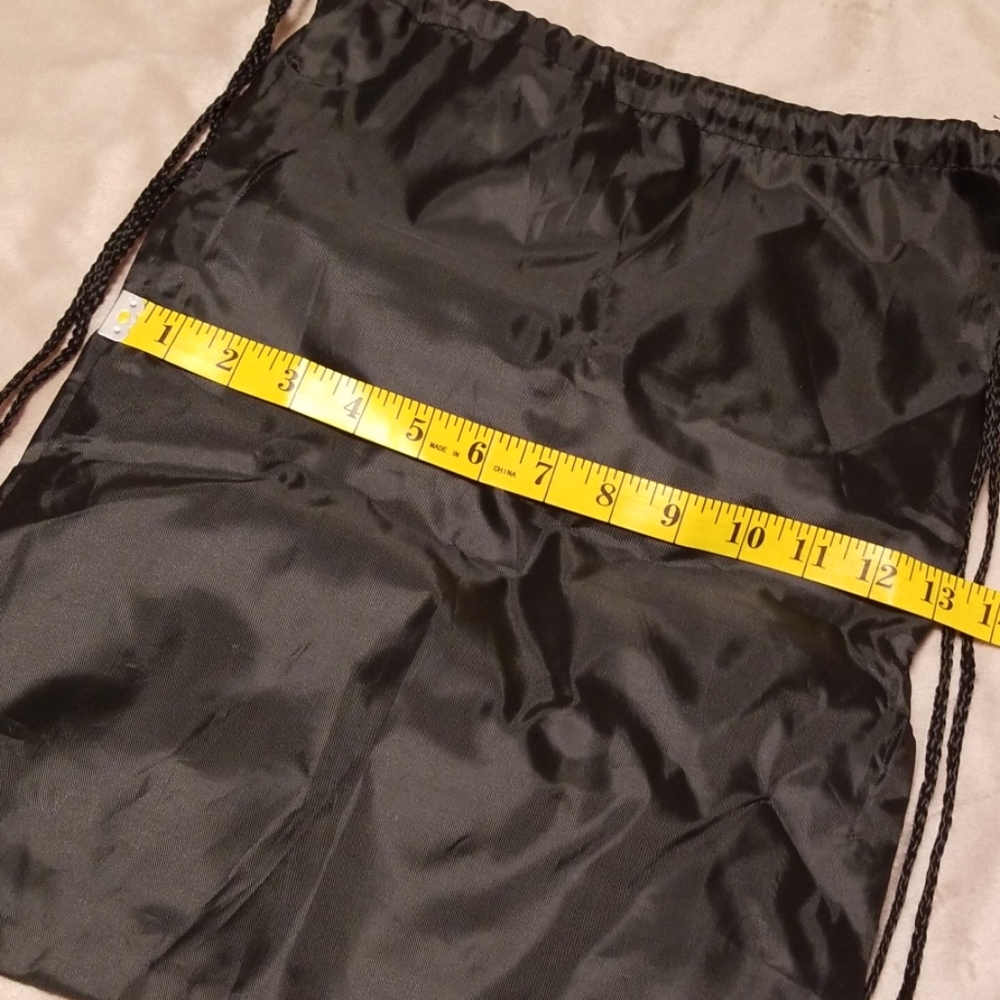 NWOT light nylon Reebok backpack - Picture 3 of 5
